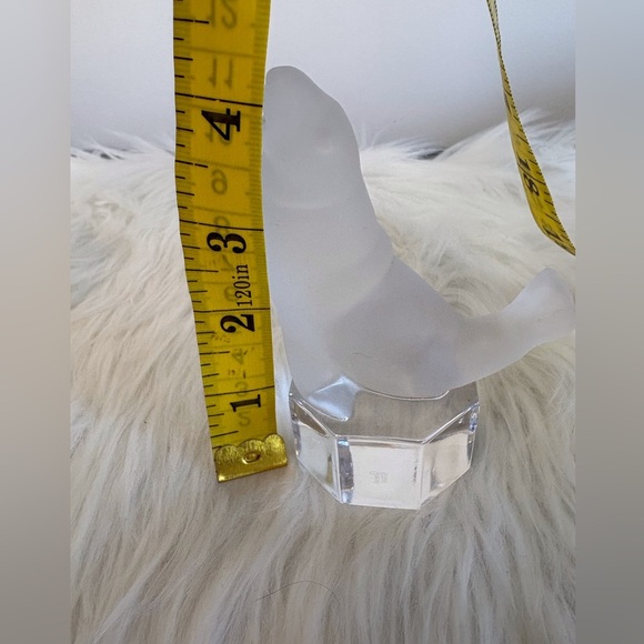Frosted Glass Walrus Figurine - Picture 6 of 7